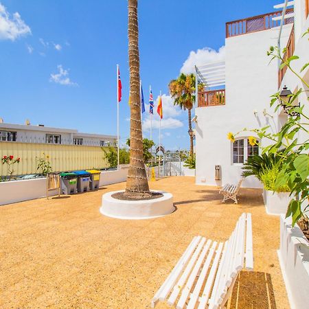 Vista Mar Apartamentos (Adults Only) Puerto del Carmen  Exterior photo