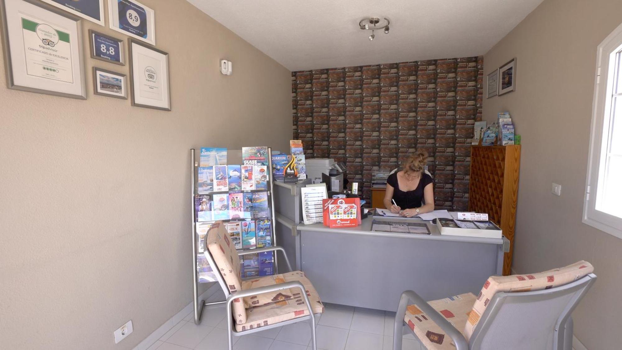 Vista Mar Apartamentos (Adults Only) Puerto del Carmen  Exterior photo