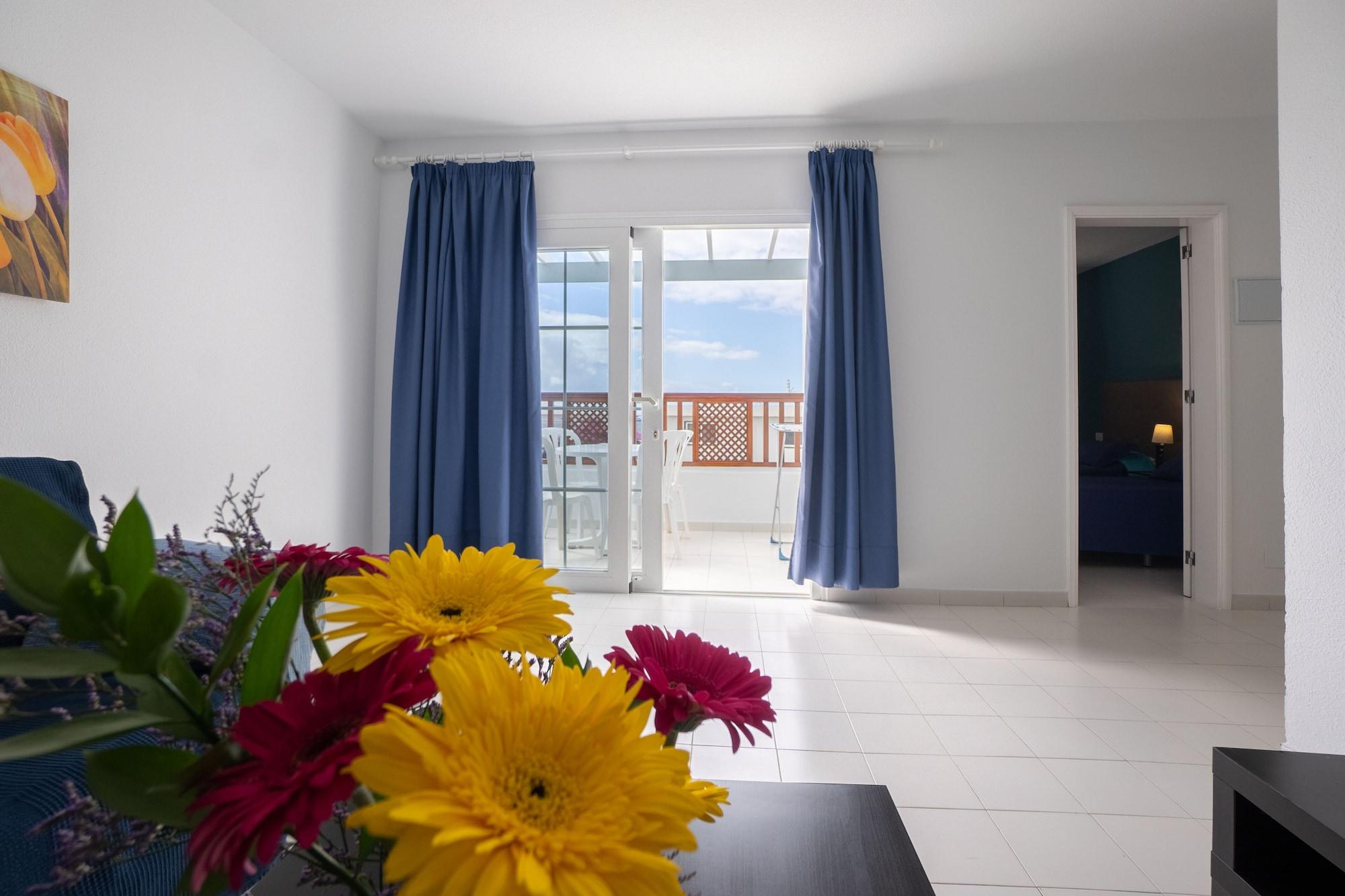 Vista Mar Apartamentos (Adults Only) Puerto del Carmen  Exterior photo